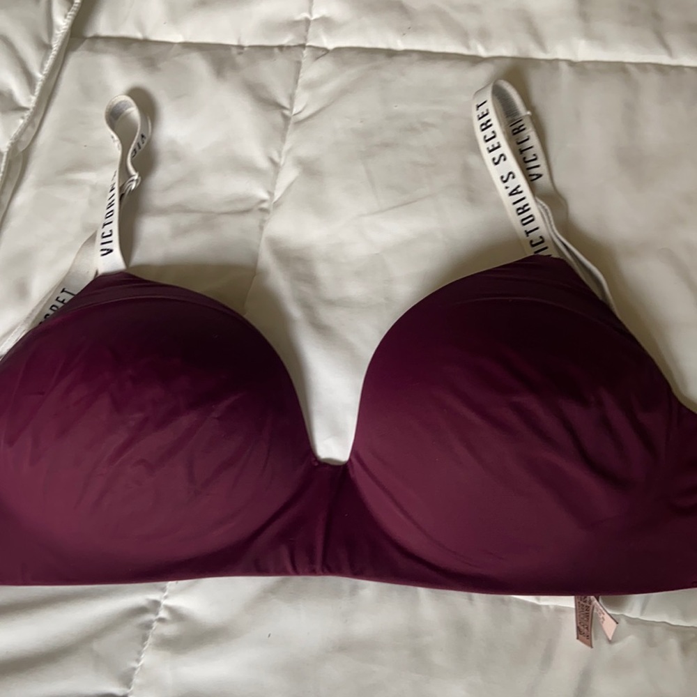 Victoria’s Secret T-shirt Bra